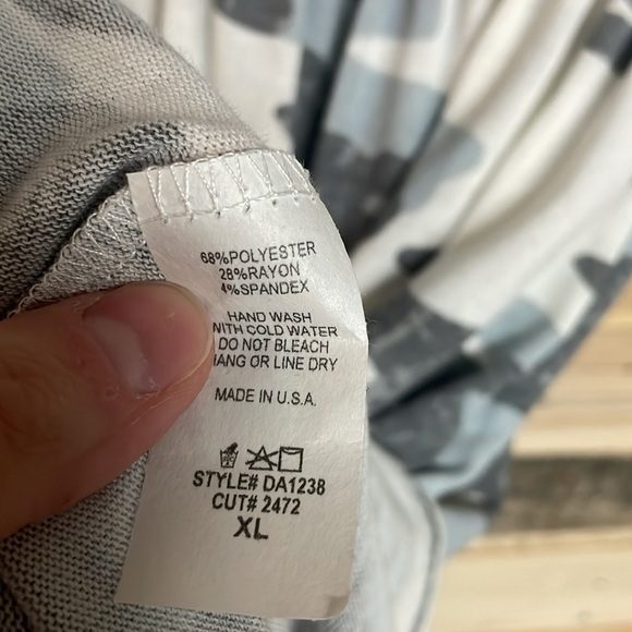 Bombom size XL Gray Camo Print Short Sleeve Baby Doll Midi Lightweight Dress - Picture 6 of 7